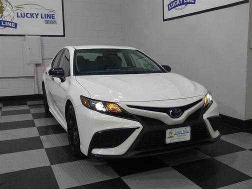 2022 Toyota Camry SE
