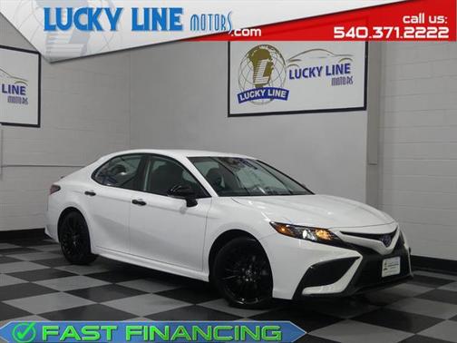 2022 Toyota Camry SE