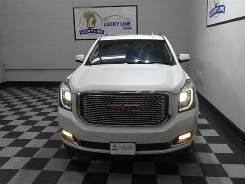 White 2017 GMC Yukon Denali