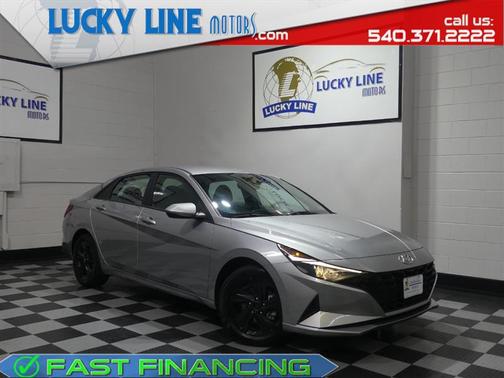 2022 Hyundai ELANTRA SEL