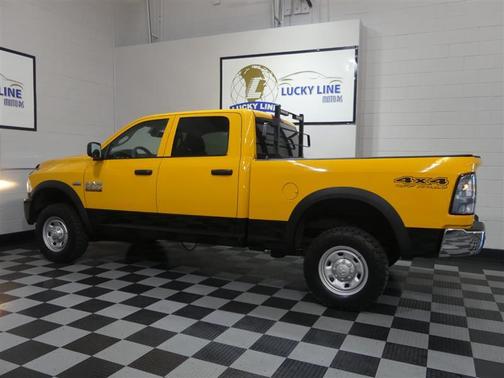2018 RAM 2500 Tradesman Crew Cab 4x4 6'4' Box