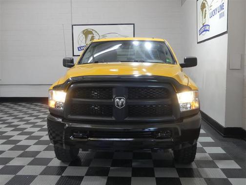 2018 RAM 2500 Tradesman Crew Cab 4x4 6'4' Box