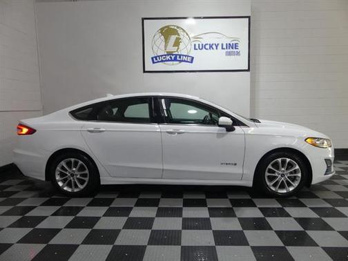 2019 Ford Fusion Hybrid SE