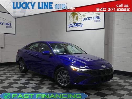 2024 Hyundai ELANTRA SEL