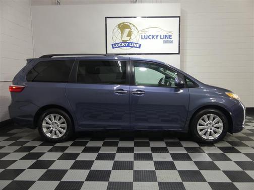 2015 Toyota Sienna XLE