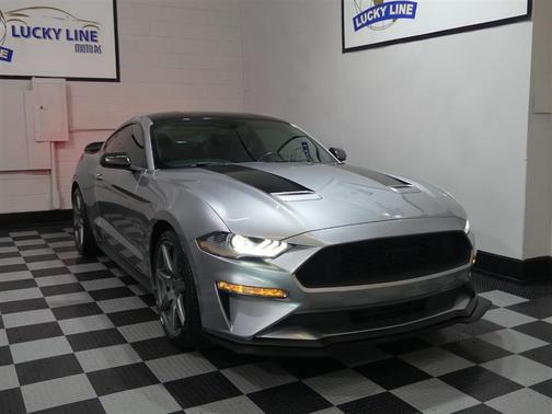 2020 Ford Mustang EcoBoost