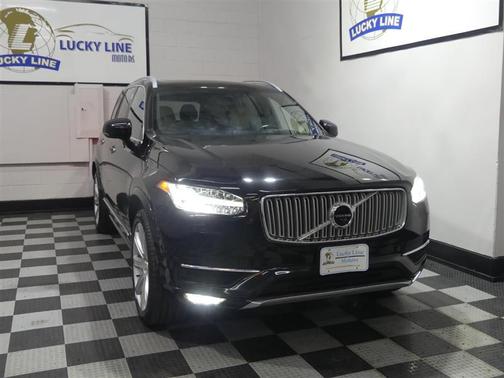 Onyx Black Metallic 2019 Volvo XC90 T6 Inscription