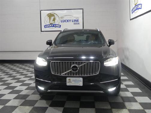 Onyx Black Metallic 2019 Volvo XC90 T6 Inscription