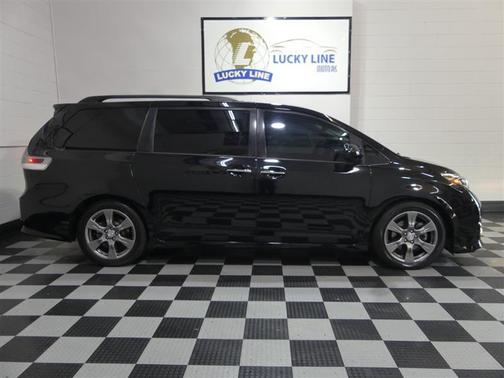 2017 Toyota Sienna SE Premium