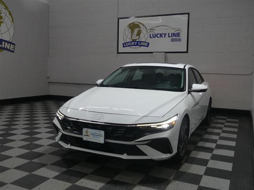 Serenity White 2025 Hyundai ELANTRA Limited
