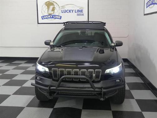 2020 Jeep Cherokee Trailhawk