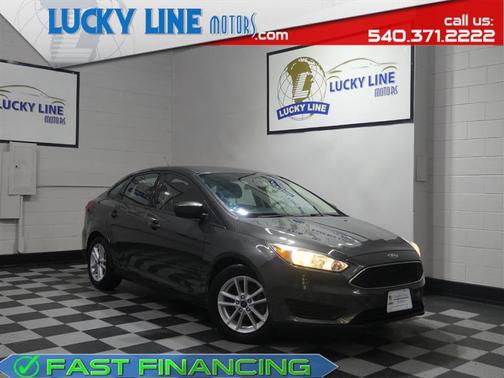 Magnetic Metallic 2018 Ford Focus SE