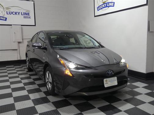 2017 Toyota Prius Four