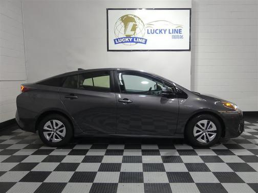 2017 Toyota Prius Four