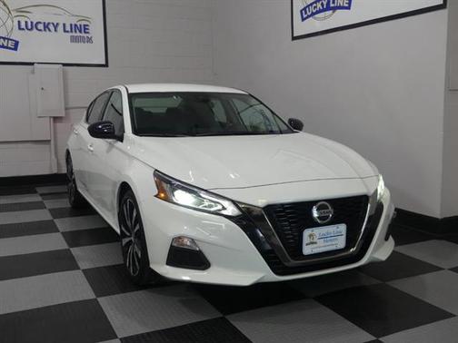 2021 Nissan Altima SR FWD