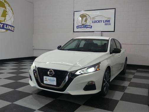 2021 Nissan Altima SR FWD