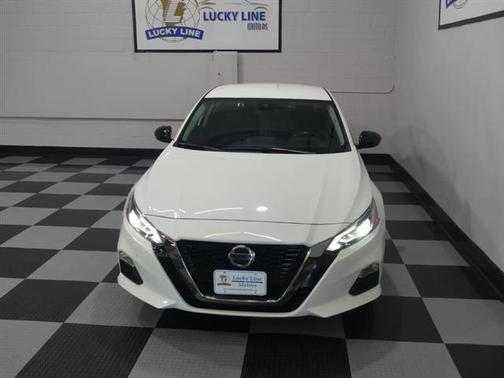 2021 Nissan Altima SR FWD