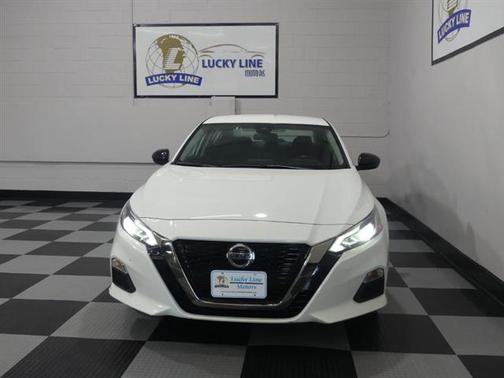 2021 Nissan Altima SR FWD