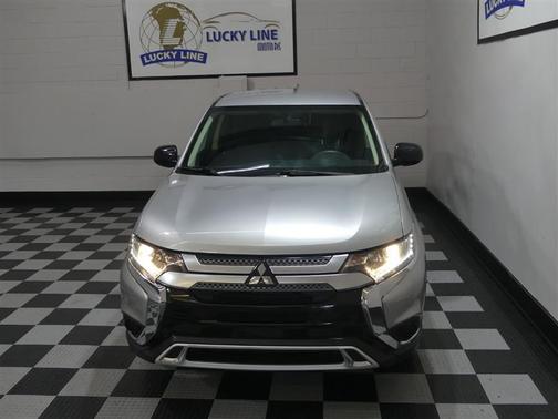 2020 Mitsubishi Outlander ES