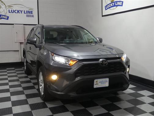 2020 Toyota RAV4 XLE