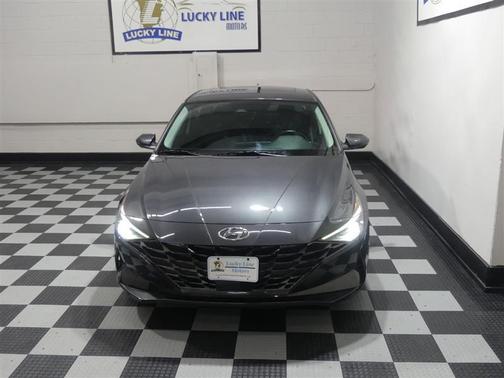 2021 Hyundai ELANTRA Limited