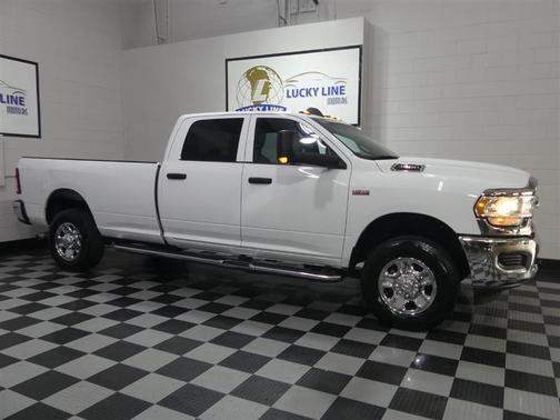 2021 RAM 3500 Tradesman Crew Cab 4x4 8' Box