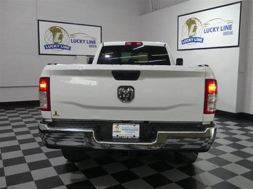 2021 RAM 3500 Tradesman Crew Cab 4x4 8' Box