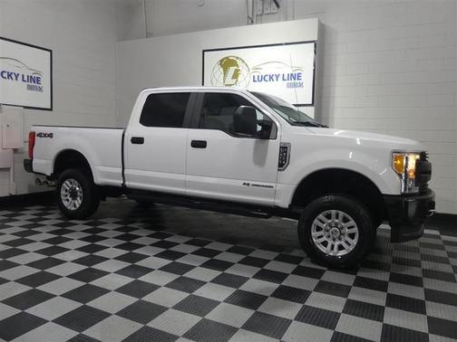 Oxford White 2017 Ford F-250 XL