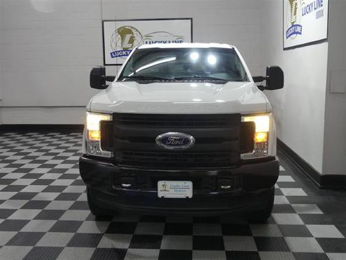 Oxford White 2017 Ford F-250 XL