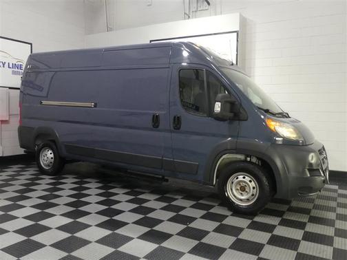 Granite Crystal Metallic Clearcoat 2018 RAM ProMaster 2500 High Roof