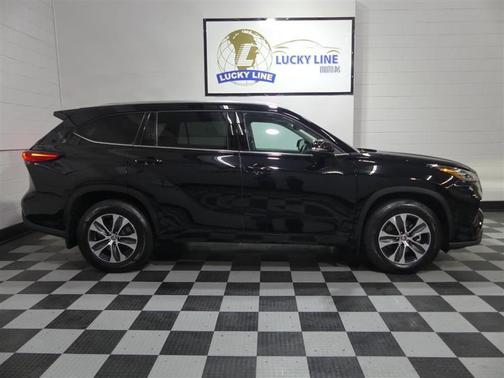 2020 Toyota Highlander XLE