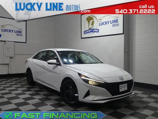 Quartz White 2022 Hyundai ELANTRA SEL