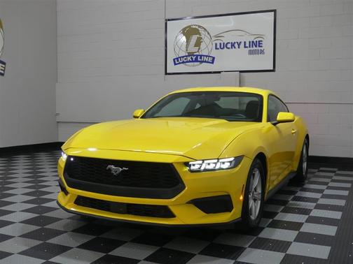 2024 Ford Mustang EcoBoost