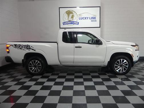 2022 Nissan Frontier S