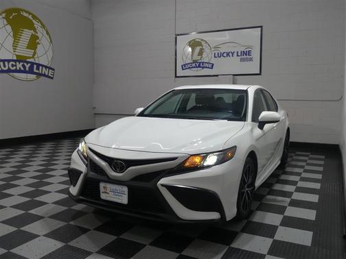 2021 Toyota Camry SE