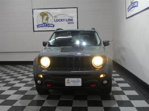 2016 Jeep Renegade Trailhawk