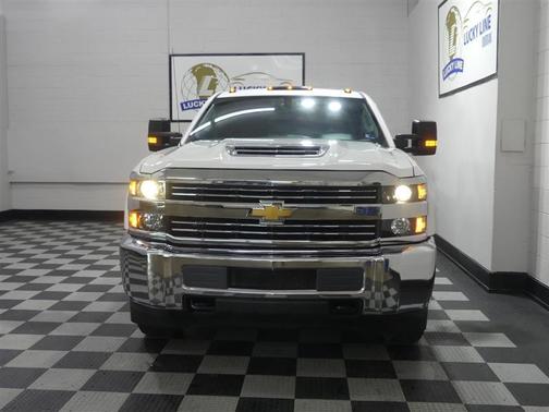 Summit White 2019 Chevrolet Silverado 3500 WT
