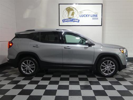 2024 GMC Terrain SLT