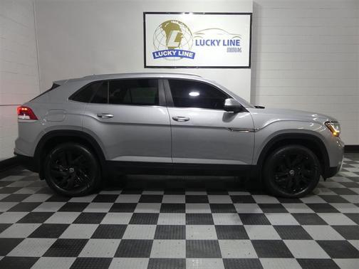2022 Volkswagen Atlas Cross Sport 3.6L V6 SE w/Technology