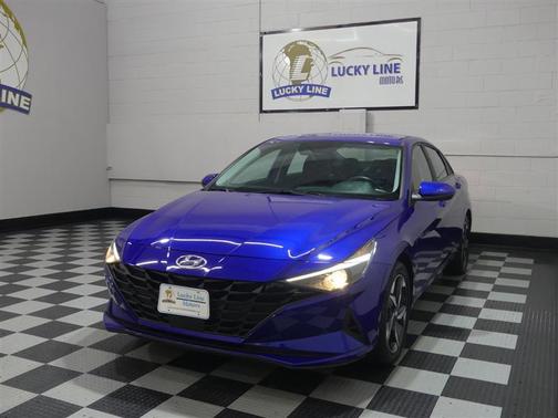 2023 Hyundai ELANTRA SEL