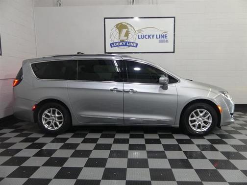 2020 Chrysler Pacifica Touring L