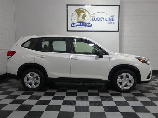 2022 Subaru Forester Base