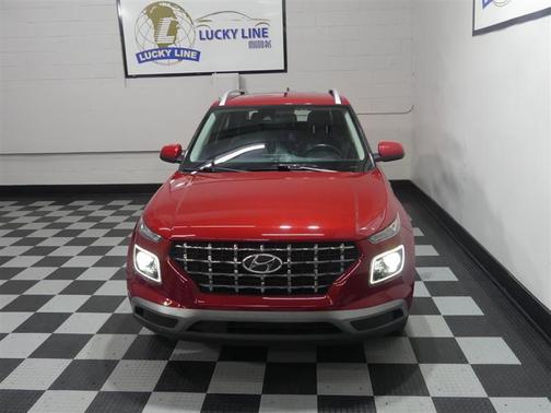 2022 Hyundai VENUE Limited