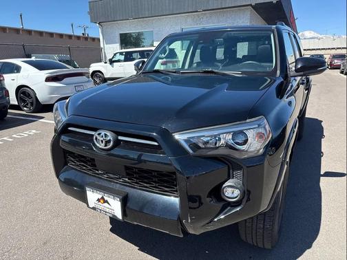 Midnight Black Metallic 2021 Toyota 4Runner SR5 Premium