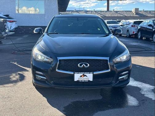 2015 INFINITI Q50 Premium