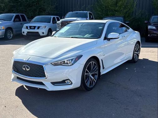 2018 INFINITI Q60 3.0T LUXE