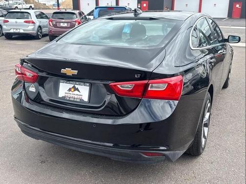 Mosaic Black Metallic 2024 Chevrolet Malibu FWD 1LT