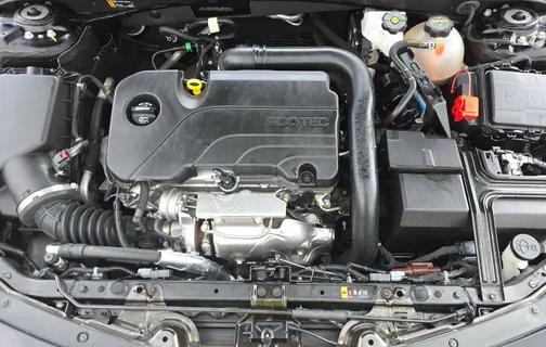 Mosaic Black Metallic 2024 Chevrolet Malibu FWD 1LT
