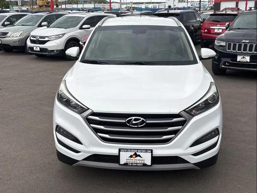 Dazzling White 2017 Hyundai TUCSON Sport