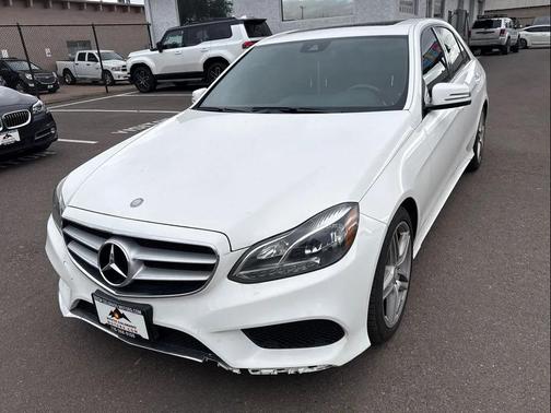 White 2014 Mercedes-Benz E-Class 4MATIC